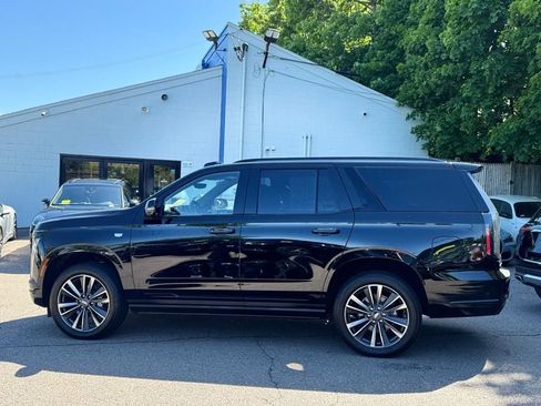 Used 2026 Cadillac Escalade Sport w/ Touring Package AWD/4WD image 3