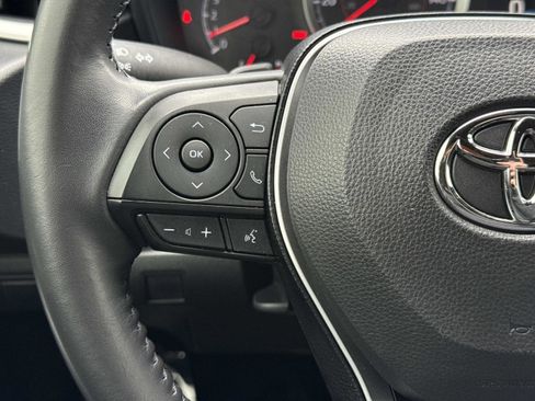 Used 2021 Toyota Corolla SE image 8