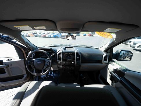 Used 2016 Ford F150 XLT RWD image 19