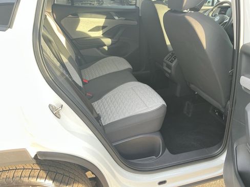 Certified 2025 Volkswagen Tiguan S image 34