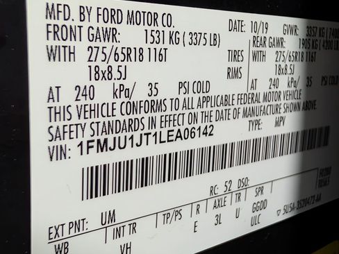 Used 2020 Ford Expedition XLT w/ Equipment Group 202A AWD/4WD image 28