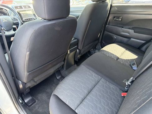 Used 2020 Mitsubishi Outlander Sport ES FWD image 10