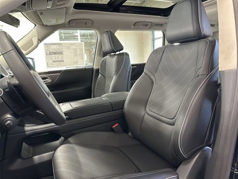 New 2026 INFINITI QX80 Luxe w/ Cargo Package AWD/4WD image 39
