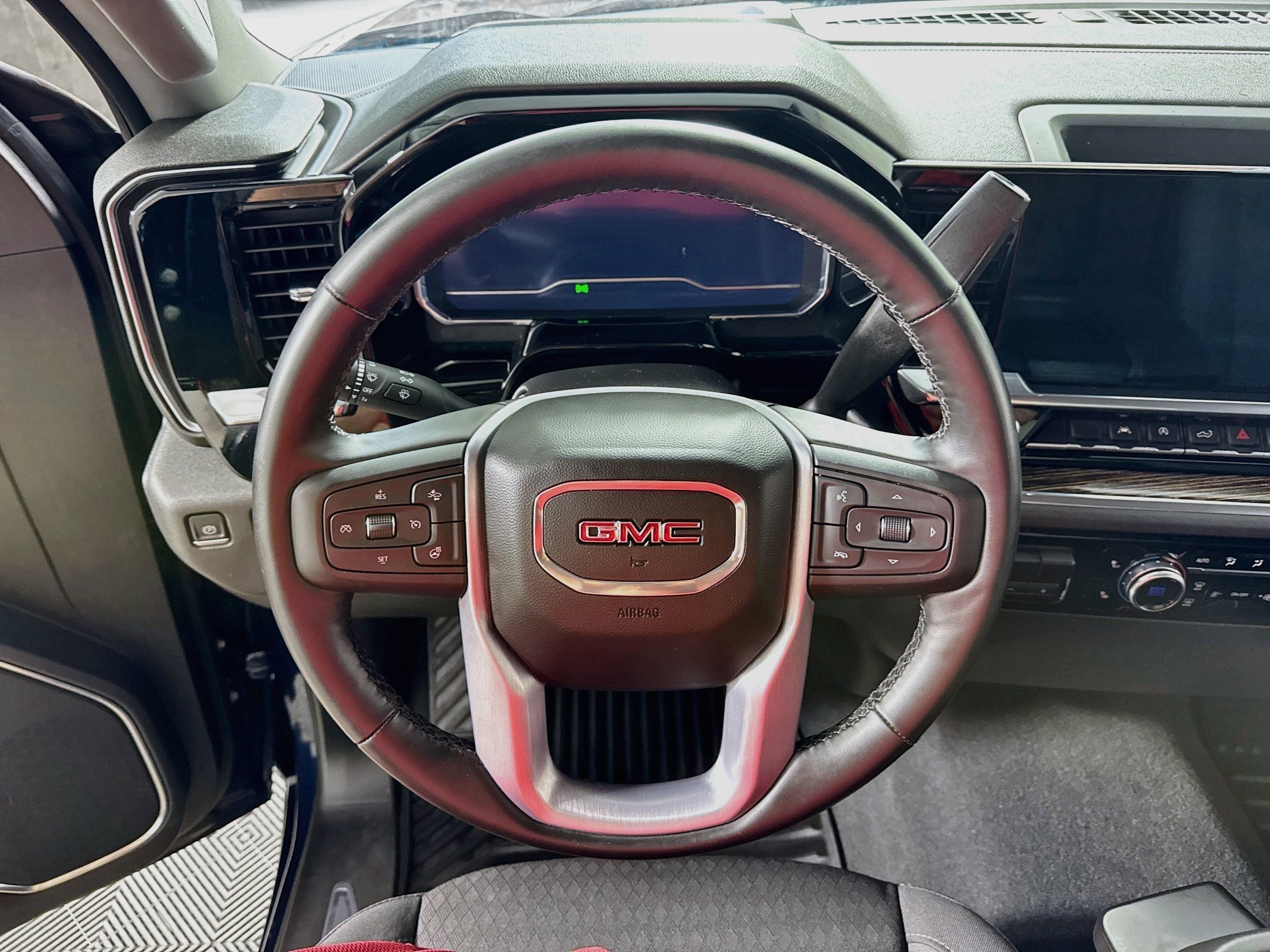 Used 2023 GMC Sierra 1500 SLE AWD/4WD image 15