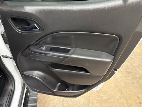 Used 2018 Chevrolet Colorado LT w/ LT Convenience Package RWD image 31