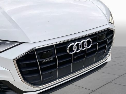 Used 2023 Audi Q8 Premium w/ Convenience Package AWD/4WD image 29