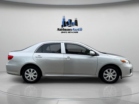 Used 2013 Toyota Corolla L FWD image 3