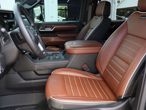 Used 2025 GMC Sierra 2500 Denali Ultimate image 22