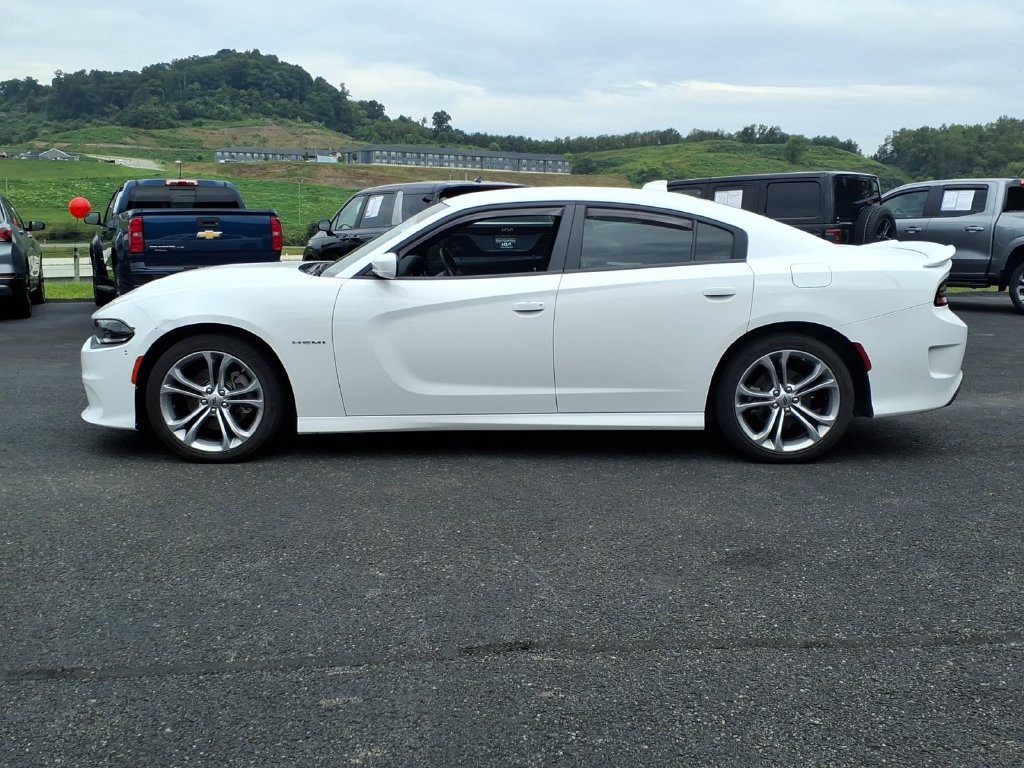 Used 2022 Dodge Charger R/T RWD image 6