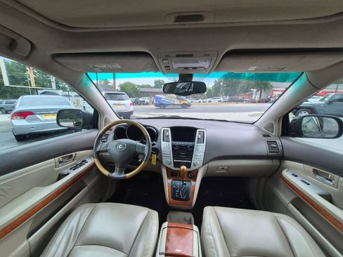 Used 2004 Lexus RX 330 w/ Premium Plus Pkg FWD image 16