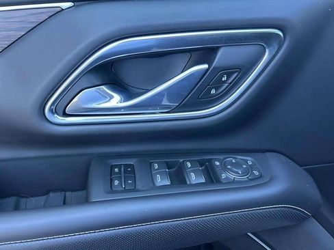 Used 2021 Chevrolet Tahoe Premier image 12