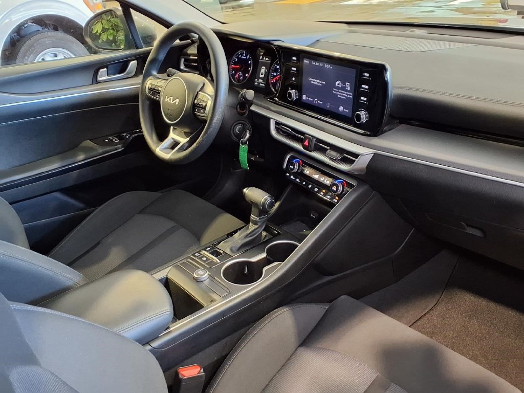 Used 2022 Kia K5 LX FWD image 29