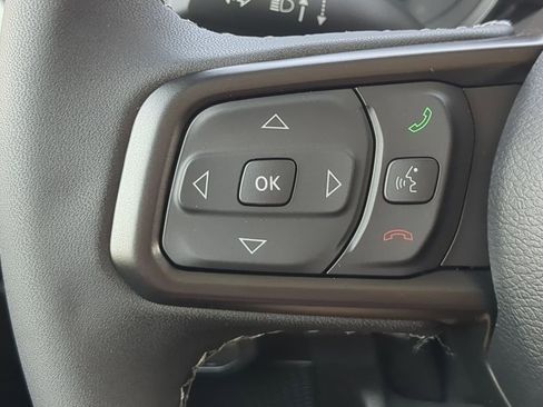 New 2025 Jeep Gladiator Sport image 21