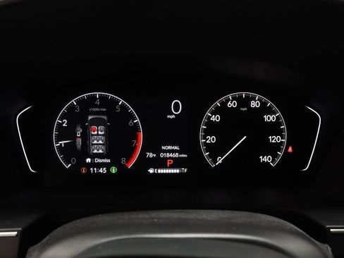 Used 2025 Honda Pilot Sport image 30