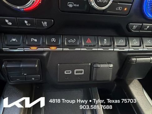Used 2019 GMC Sierra 1500 Denali w/ Denali Ultimate Package AWD/4WD image 23