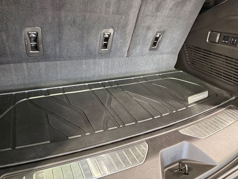 Used 2021 Chevrolet Tahoe High Country image 6