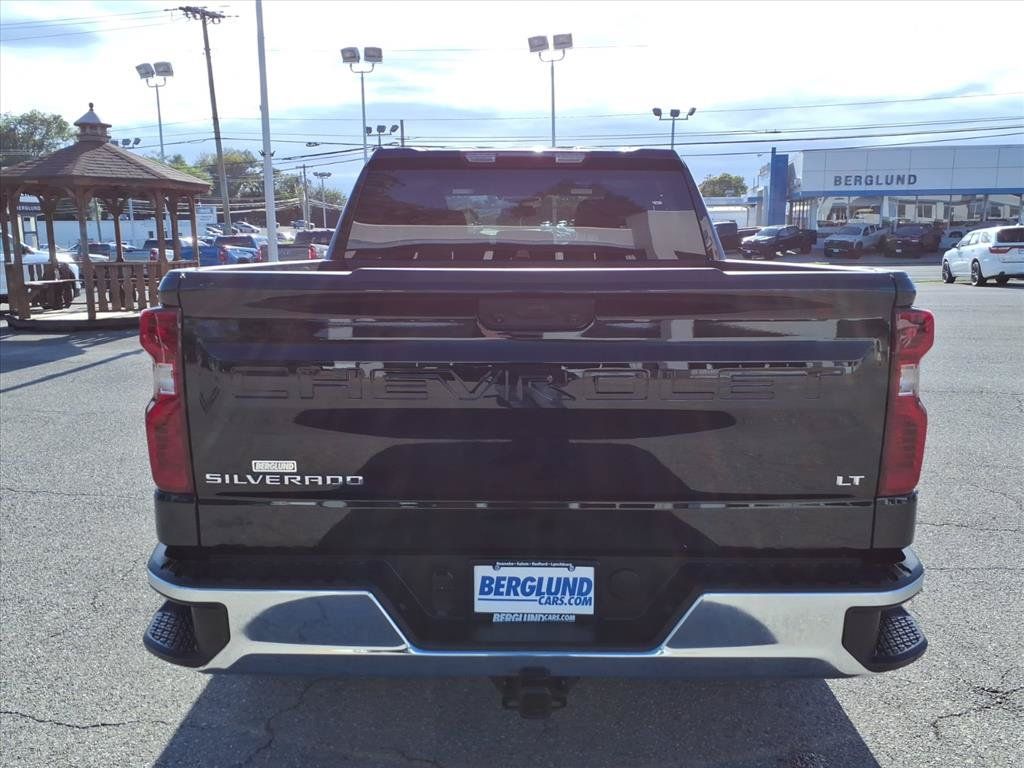 Used 2026 Chevrolet Silverado 1500 LT AWD/4WD image 5