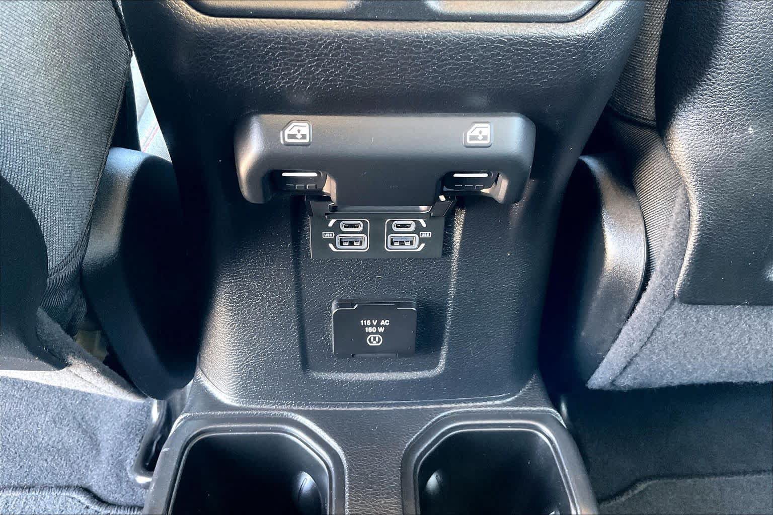 Used 2026 Jeep Wrangler Unlimited Rubicon AWD/4WD image 29