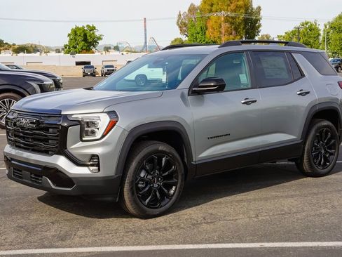 New 2026 GMC Terrain Elevation AWD/4WD image 3