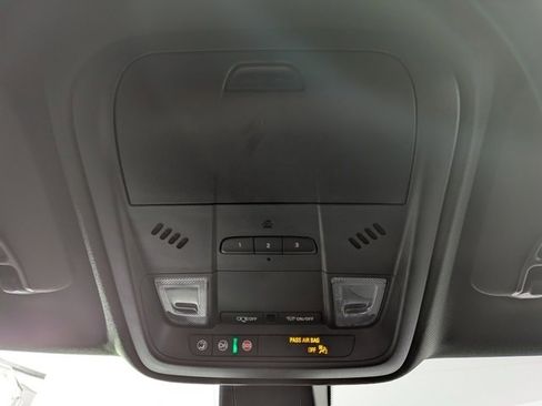 Certified 2023 Cadillac XT5 Luxury w/ LPO, Floor Liner Package image 21