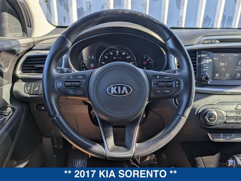 Used 2017 Kia Sorento EX w/ EX V6 Premium Package AWD/4WD image 29
