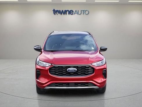 Used 2024 Ford Escape ST-Line w/ Tech Pack #1 AWD/4WD image 8