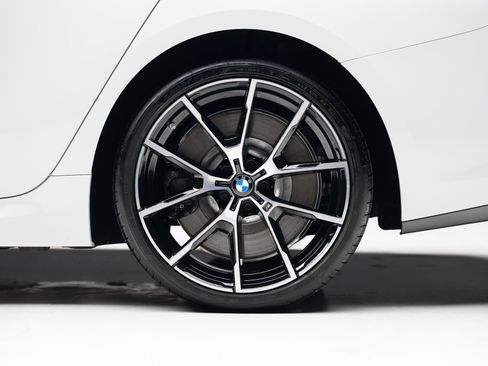 Used 2025 BMW M850i xDrive AWD/4WD image 22
