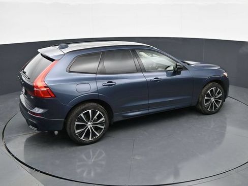 Used 2025 Volvo XC60 B5 Plus AWD/4WD image 26