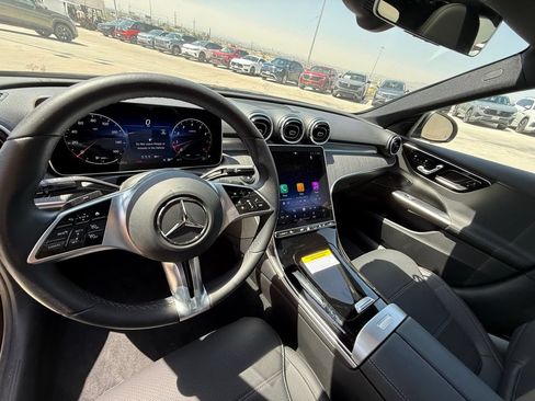 Used 2025 Mercedes-Benz C 300 Sedan image 11