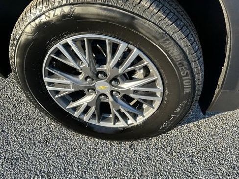 New 2026 Chevrolet Traverse LT image 7