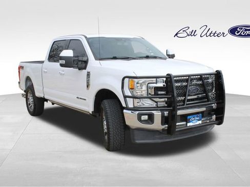 Used 2020 Ford F250 Lariat w/ Lariat Ultimate Package image 3