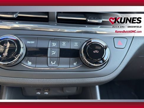 New 2026 Buick Envista Sport Touring w/ Convenience I Package FWD image 28