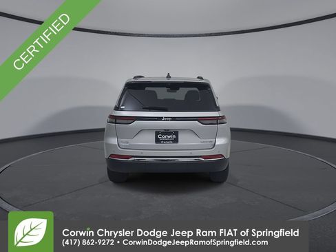 Certified 2023 Jeep Grand Cherokee Limited w/ Luxury Tech Group II AWD/4WD image 13