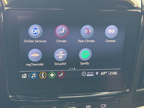 Used 2023 Chevrolet Traverse LT AWD/4WD image 48