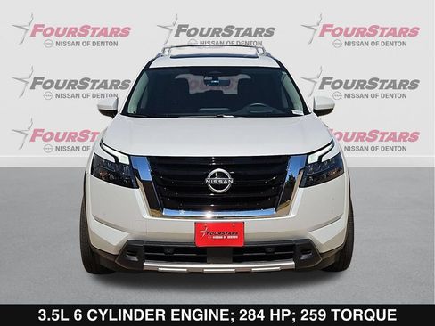 Used 2025 Nissan Pathfinder Platinum w/ Cargo Package FWD image 10