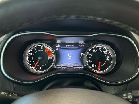 Used 2022 Jeep Cherokee Latitude Lux FWD image 18