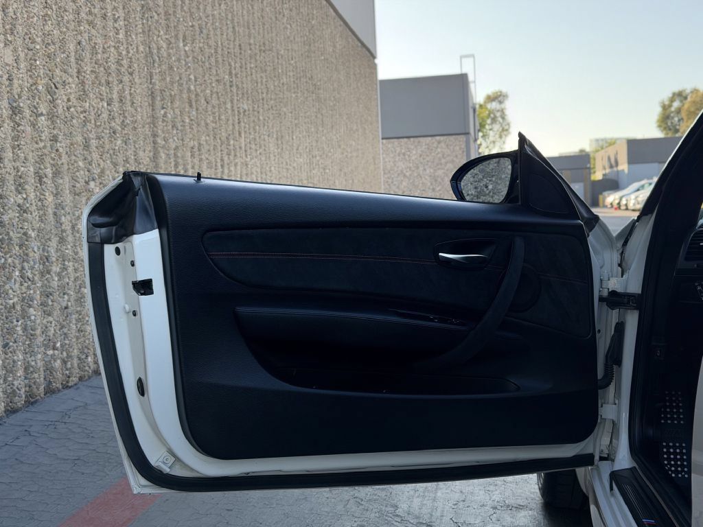 Used 2011 BMW 1 Series M RWD image 13