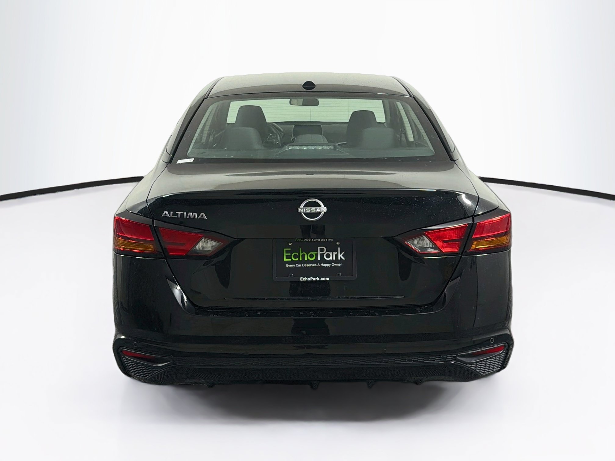 Used 2025 Nissan Altima 2.5 SV FWD image 7