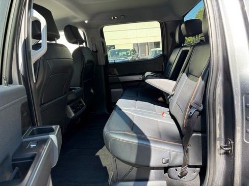 Used 2025 Ford F250 Lariat AWD/4WD image 18