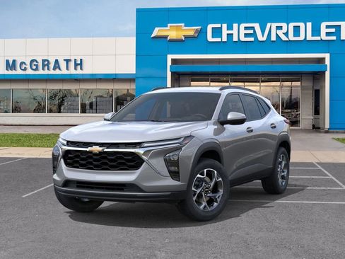 New 2026 Chevrolet Trax LT FWD image 6