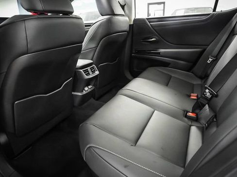 Certified 2025 Lexus ES 300h w/ Premium Package FWD image 21
