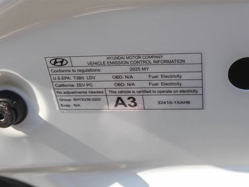 Certified 2025 Hyundai Ioniq 6 SEL image 36