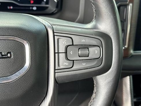 Used 2023 GMC Yukon Denali Ultimate AWD/4WD image 30