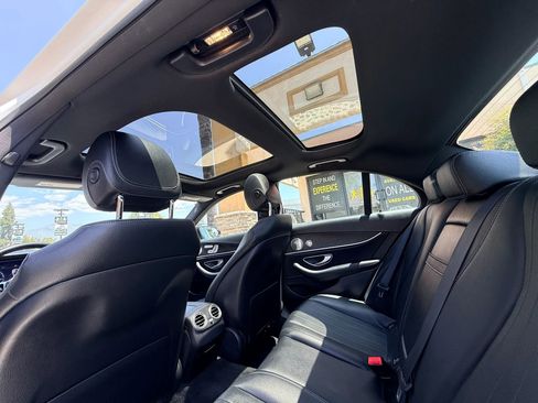 Used 2020 Mercedes-Benz E 350 Sedan image 27