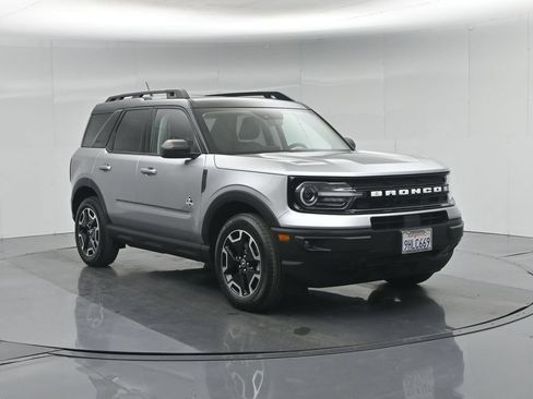 Certified 2023 Ford Bronco Sport Outer Banks w/ Tech Package AWD/4WD image 59