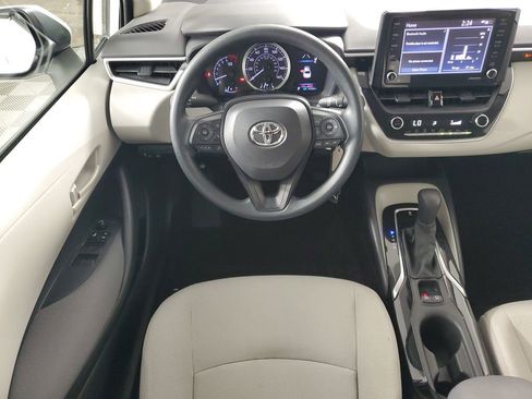 Used 2022 Toyota Corolla LE image 14