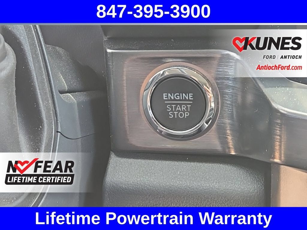 Used 2025 Ford F250 Lariat AWD/4WD image 35