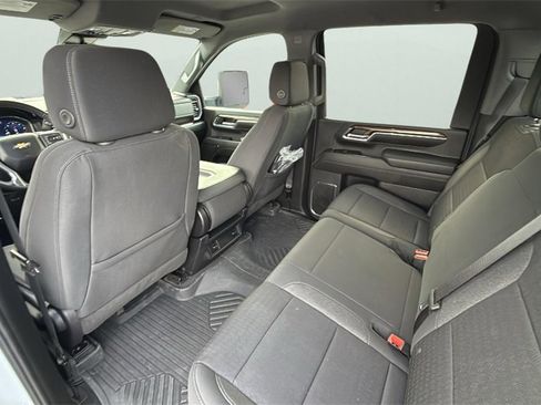 Used 2024 Chevrolet Silverado 2500 LT image 27