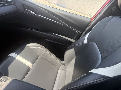 Used 2025 Toyota Camry SE FWD image 29