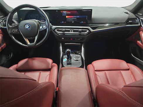 Certified 2023 BMW i4 eDrive35 w/ Premium Package image 9